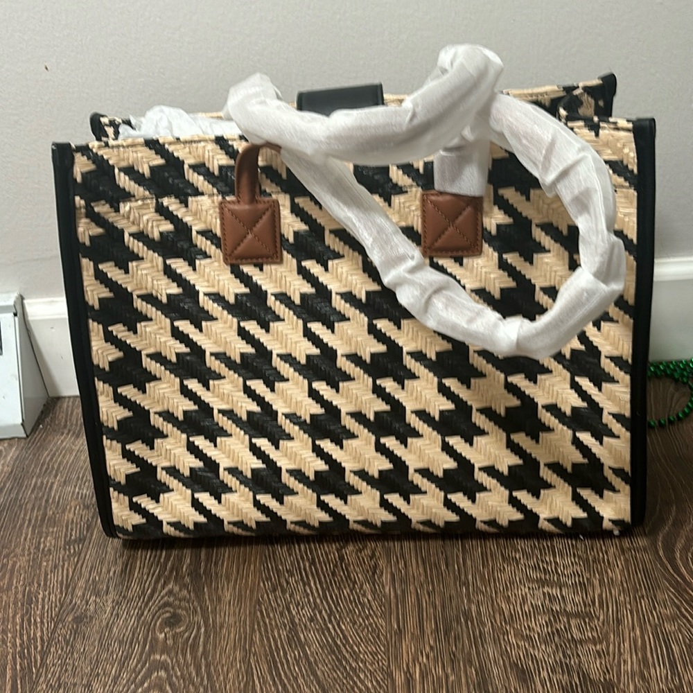 Vince Camuto Bag